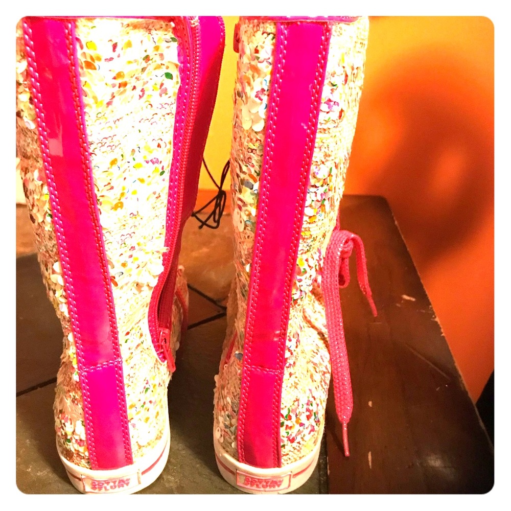 Sales!!!!     Confetti Luv Gym shoe!